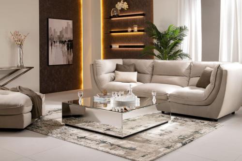 طاولة قهوة مرايا