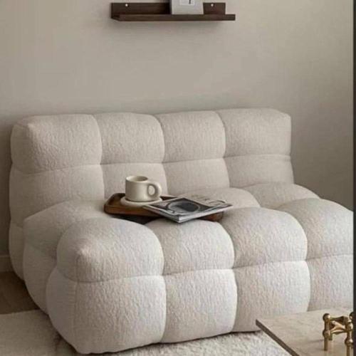 كنبة بوكلية ابيض