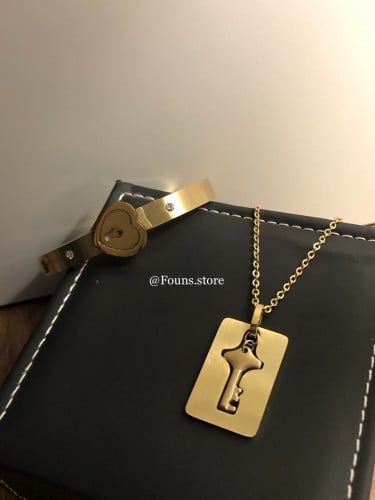 سلسال وسوارة المفتاح ذهبي