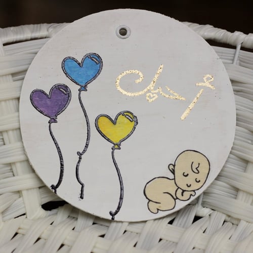 كرت خشبي صناعه يدويه للمواليد(لون أزرق) (قياس11,5س...