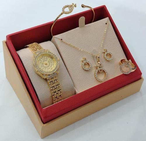 طقم نسائي زركون جوده ممتازه M1127496