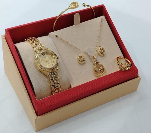 طقم نسائي زركون جوده ممتازه M1127511
