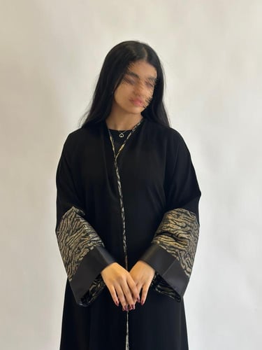 عباية غسق ( شحن فوري )