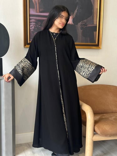 عباية غسق ( شحن فوري )