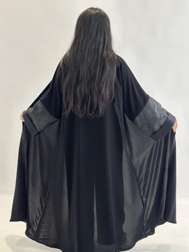 عباية مسك ( شحن فوري )