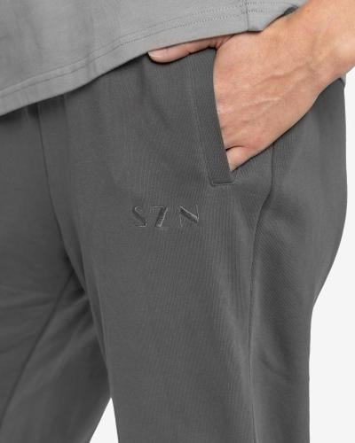 Grey pant with SZN logo