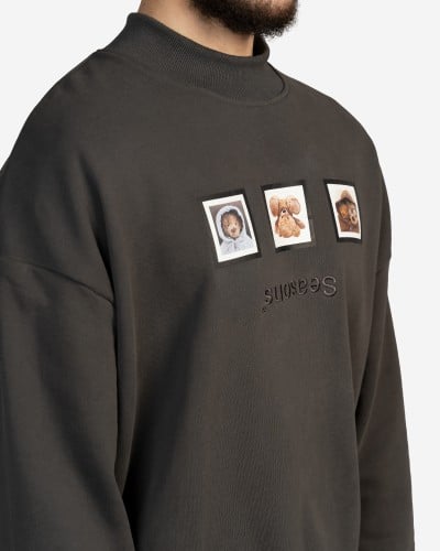 GREY SWEATSHIRT