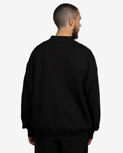 BLACK SEASONS SWEATSHIRT