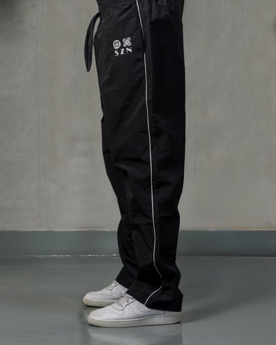 Parachute Pants - Black