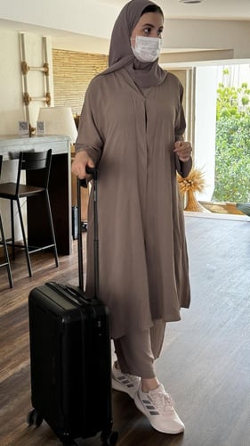 عباية سفر لون ( بيج ) 207