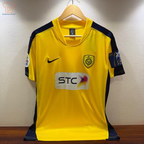 تيشيرت نادي النصر الكلاسيكي الاساسي 2010/2011
