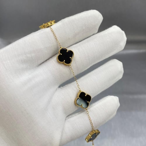 سوارة فان كليف