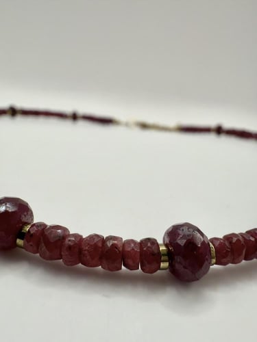 عقد ياقوت (روبي) طبيعي