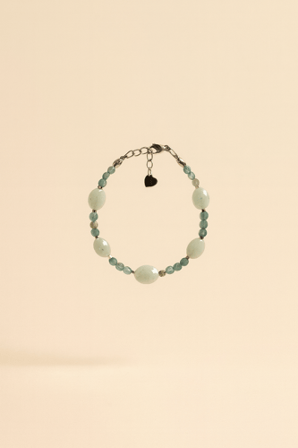 سوارة من حجر اكوامارين