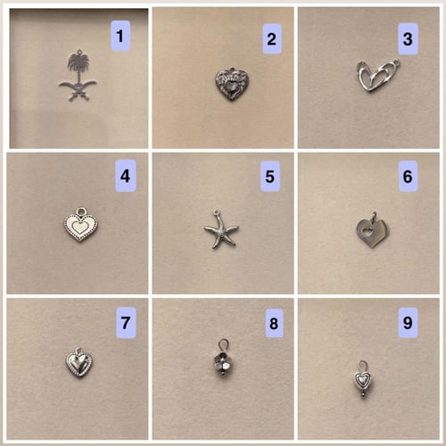 سلسال تشارمز فضي صمميها بنفسك