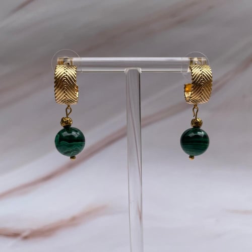 حلق ملاكايت طبيعي