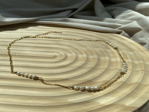 تعليقة لؤلؤ ٣