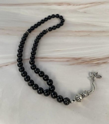 سبحة حجر اليسر black coral بالفضة