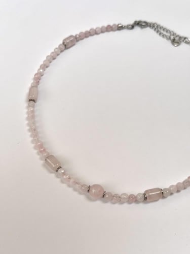 عقد روز كوارتز 2