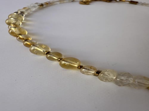 عقد حجر سترين