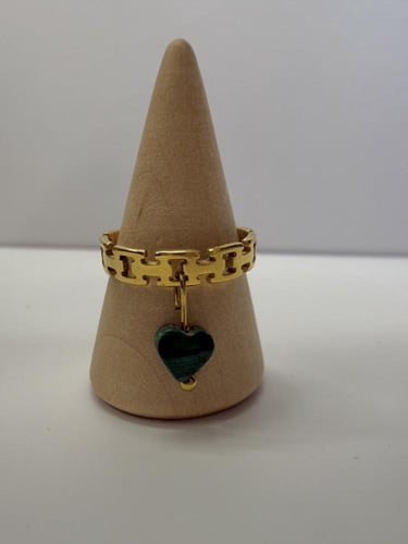 خاتم مالاكيت قلب