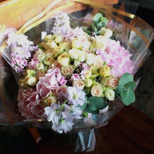 بوكية ورد هولندي فاخر