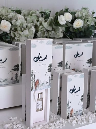 فواحه مع اسم بارز