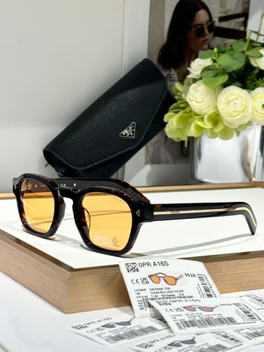 PRADA Round-frame sunglasses