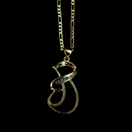 سلسال نسائي مع تعليقة مطلية ومرصعة بالزركون