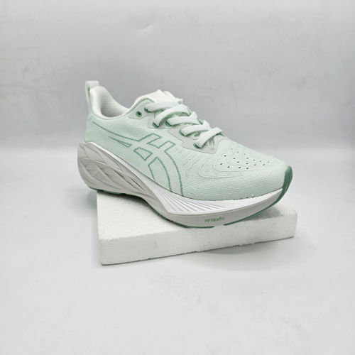 اسيكس نوفا بلاست ASICS Nova Blast 4