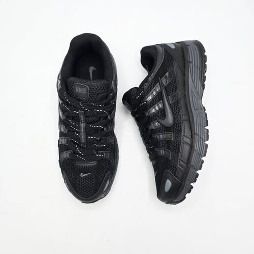 NIKE - P-6000