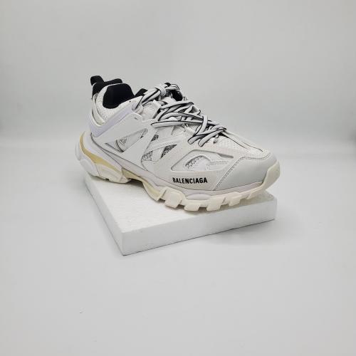 بلنسياقا-Balenciaga