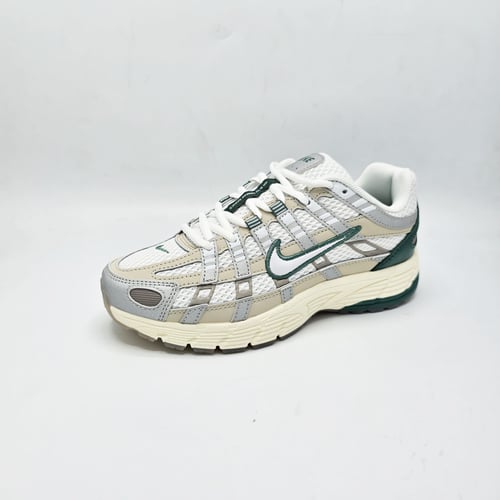 NIKE - P-6000
