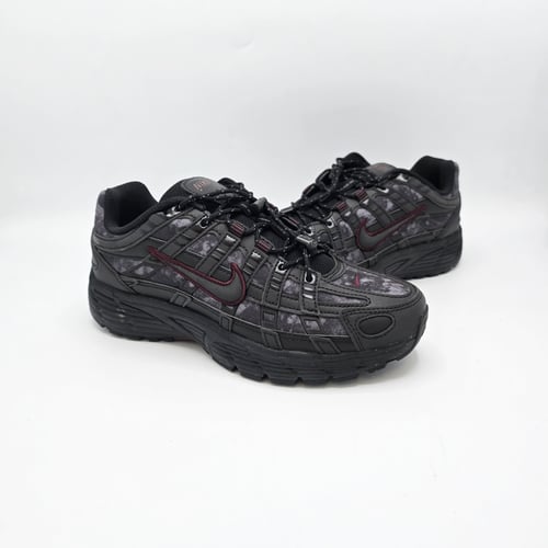 NIKE - P-6000
