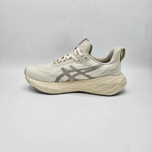 اسيكس نوفا بلاست ASICS Nova Blast 4