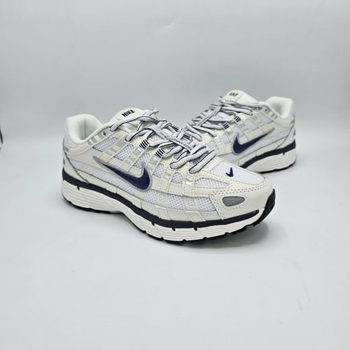 NIKE - P-6000
