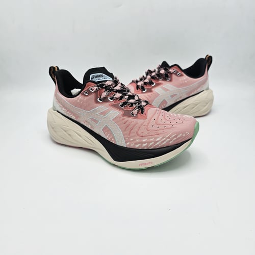 اسيكس نوفا بلاست ASICS Nova Blast 4