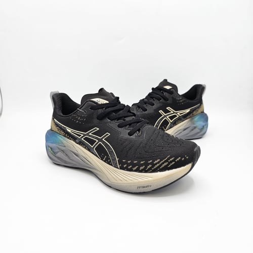 اسيكس نوفا بلاست ASICS Nova Blast 4