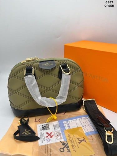 حقيبة LOUIS VUITTON