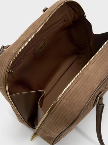 تشارلز اند كيث - Charleskeith