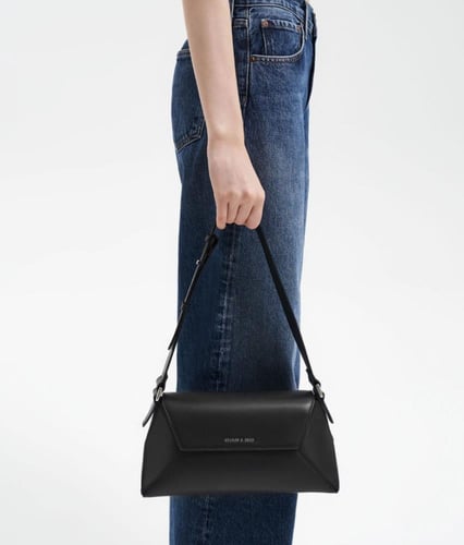 تشارلز اند كيث - Charles & keith