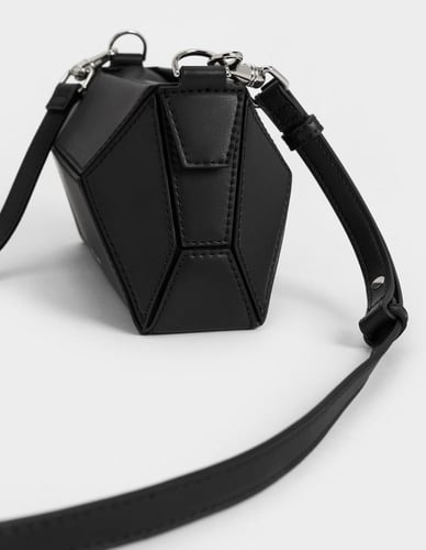 تشارلز اند كيث - CHARLES & KEITH