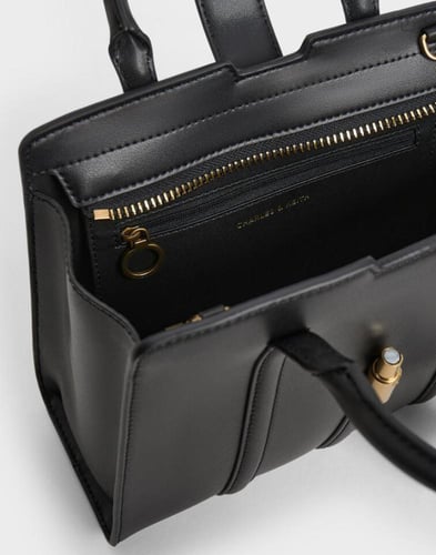 تشارلز اند كيث - Charles & keith