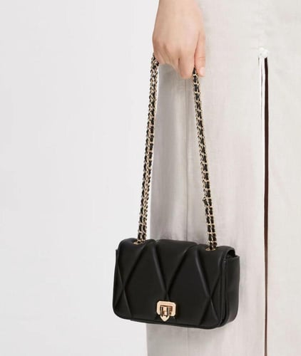 تشارلز اند كيث - Charles & keith