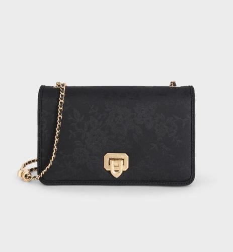 تشارلز اند كيث - Charles & keith