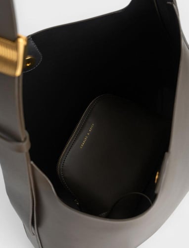 تشارلز اند كيث - Charles & keith