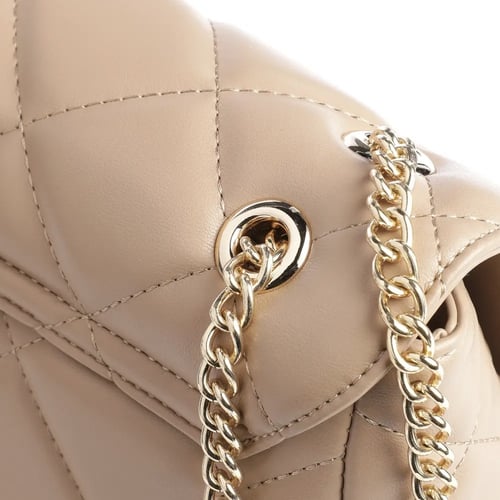 فالنتينو - Valentino