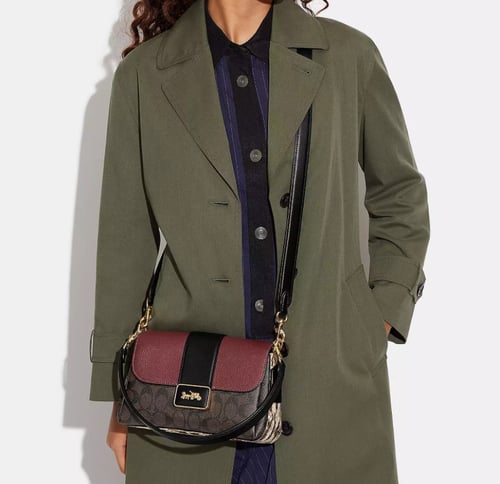 كوتش اوتلت - COACH OUTLET