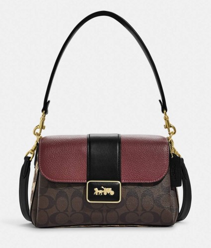 كوتش اوتلت - COACH OUTLET