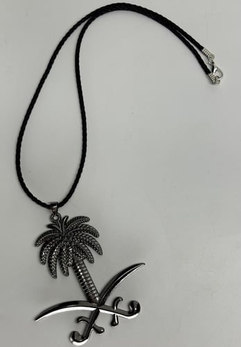 تعليقة سيفين ونخلة فضي